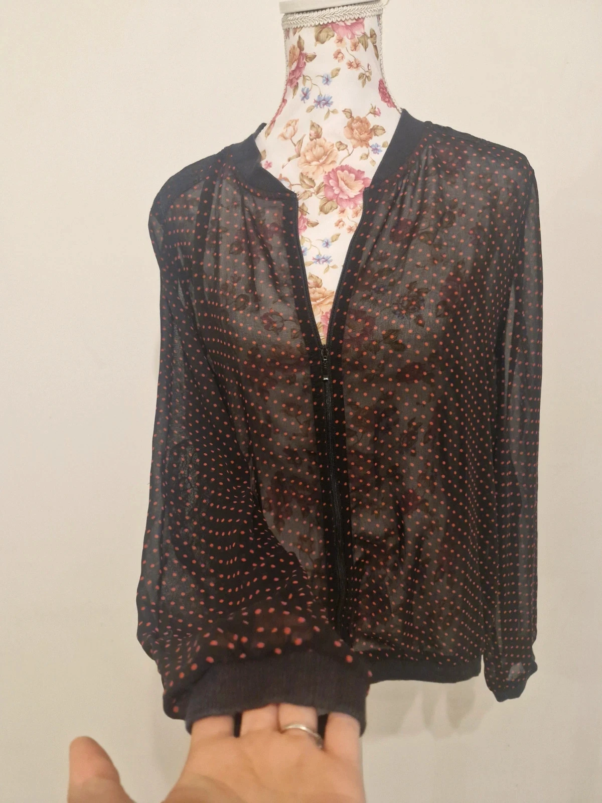 Jaqueta leve vintage e elegante – photo 3